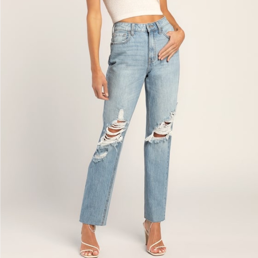 Lulu’s Babe on the Block Light Wash High Rise Distressed Raw Hem Jeans Cello